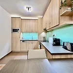 Universityaquaticumgreatforestclinicalcenter Appartamento