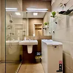 Universityaquaticumgreatforestclinicalcenter * Debrecen