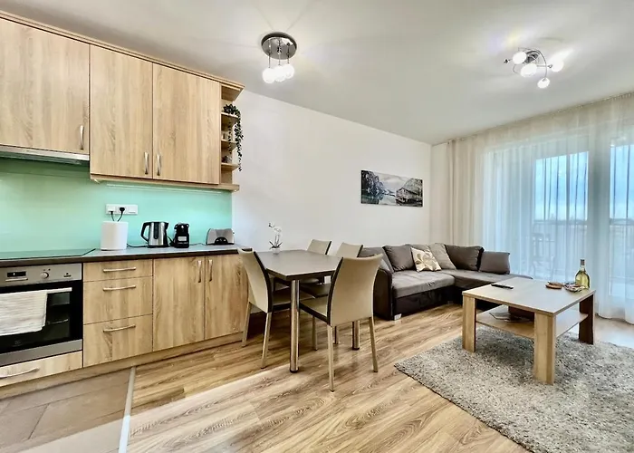 דירה Universityaquaticumgreatforestclinicalcenter דברצן