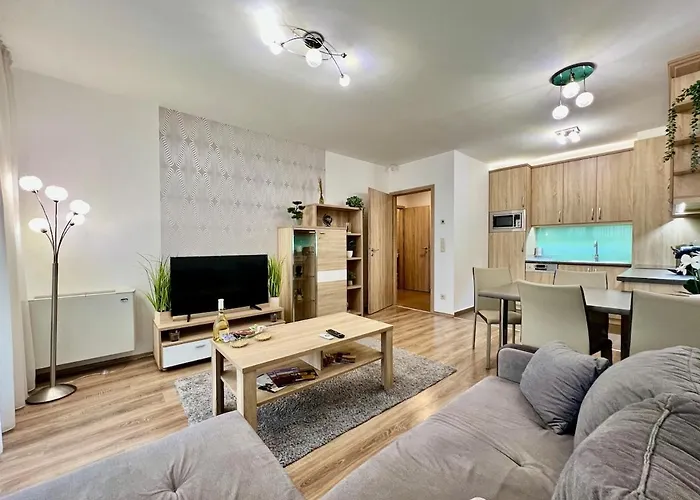 דירה Universityaquaticumgreatforestclinicalcenter *