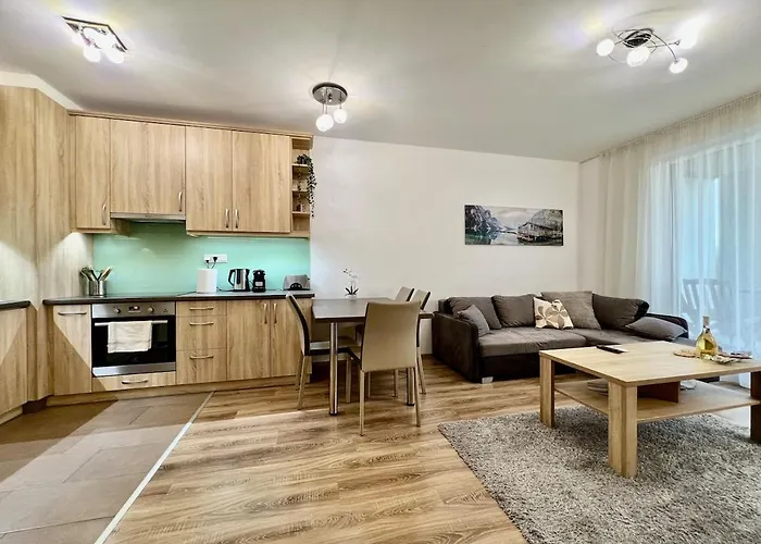 דירה Universityaquaticumgreatforestclinicalcenter *